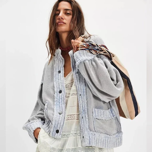 Free People We The Free Cute In This Cardi Medium in Quiet Grey New - Picture 1 of 9